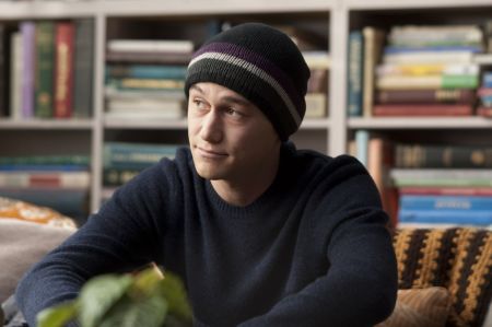 Joseph Gordon-Levitt in "50/50"
